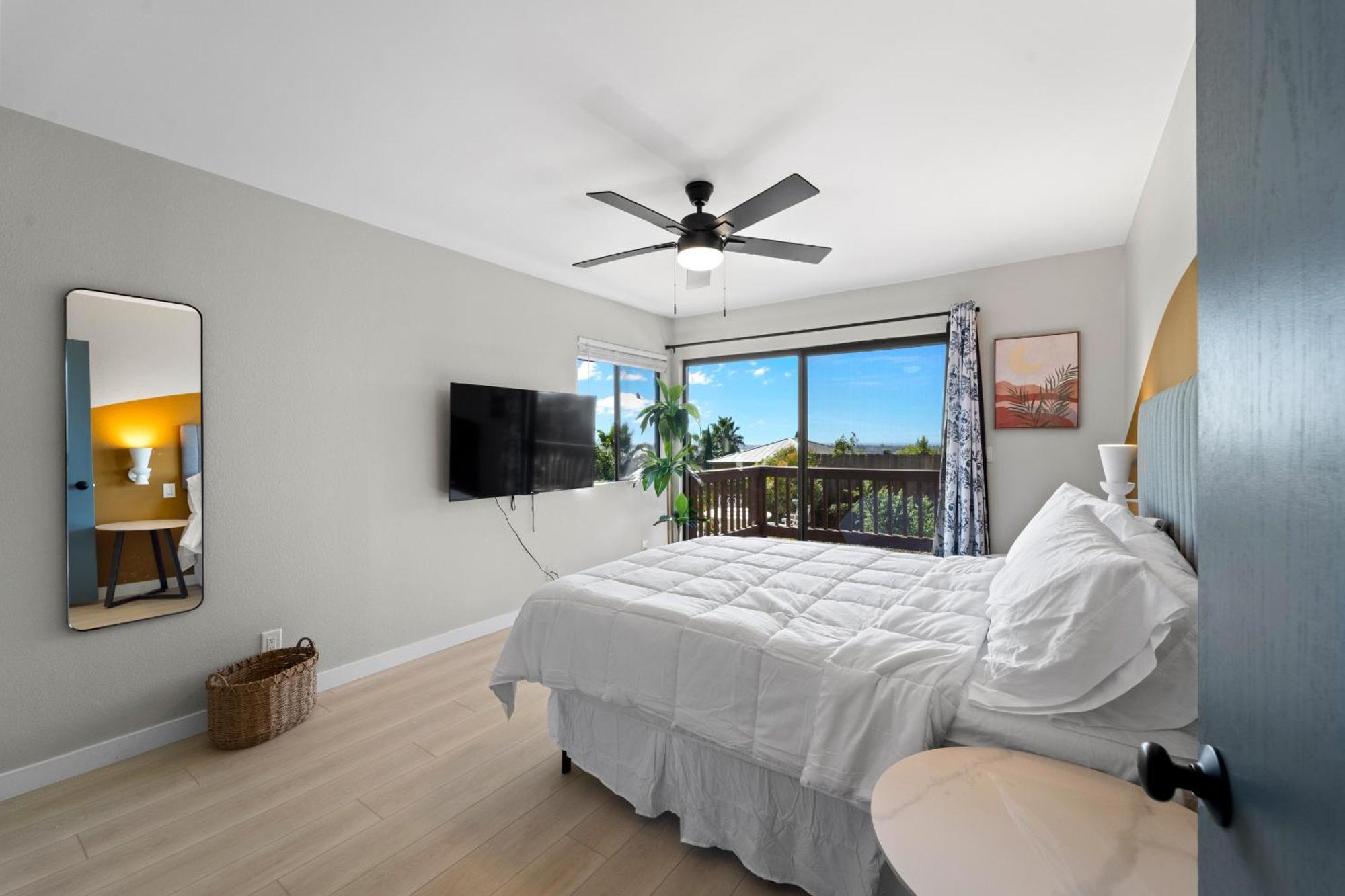 Stylish & Bright 5 Star Location Ocean View Queen Beds * San Diego